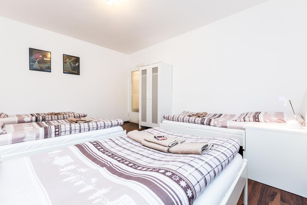 Ferienwohnung Koeln Stammheim Bilik gambar